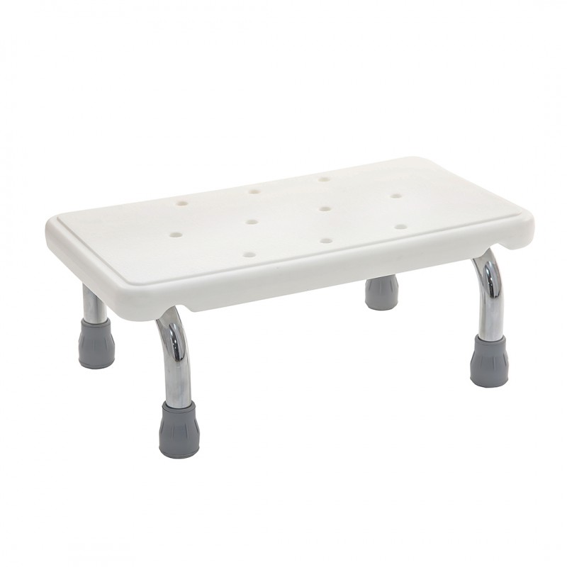 Ступень для ванной комнаты