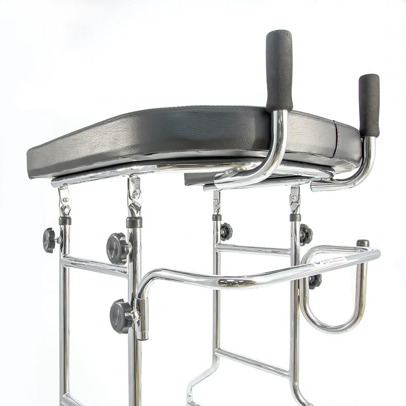 Ходунки с опорой на предплечье на колесах